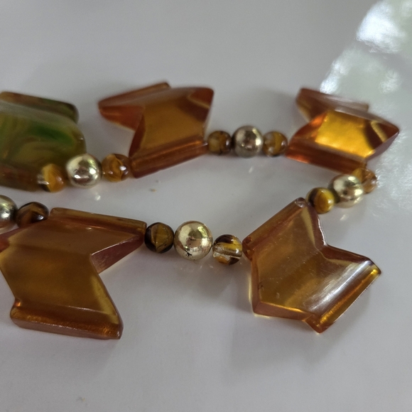 1930s Art Deco Amber Bakelite Trapezoids Necklace - Picture 8 of 10
